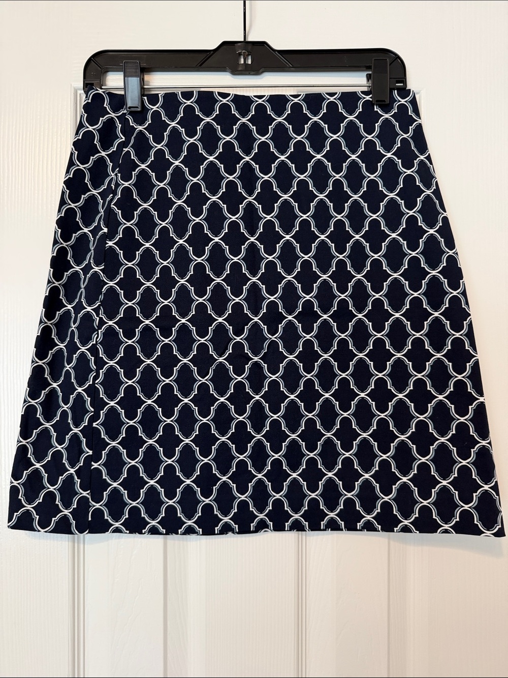 Ann Taylor Navy and White Patterned A-Line Skirt